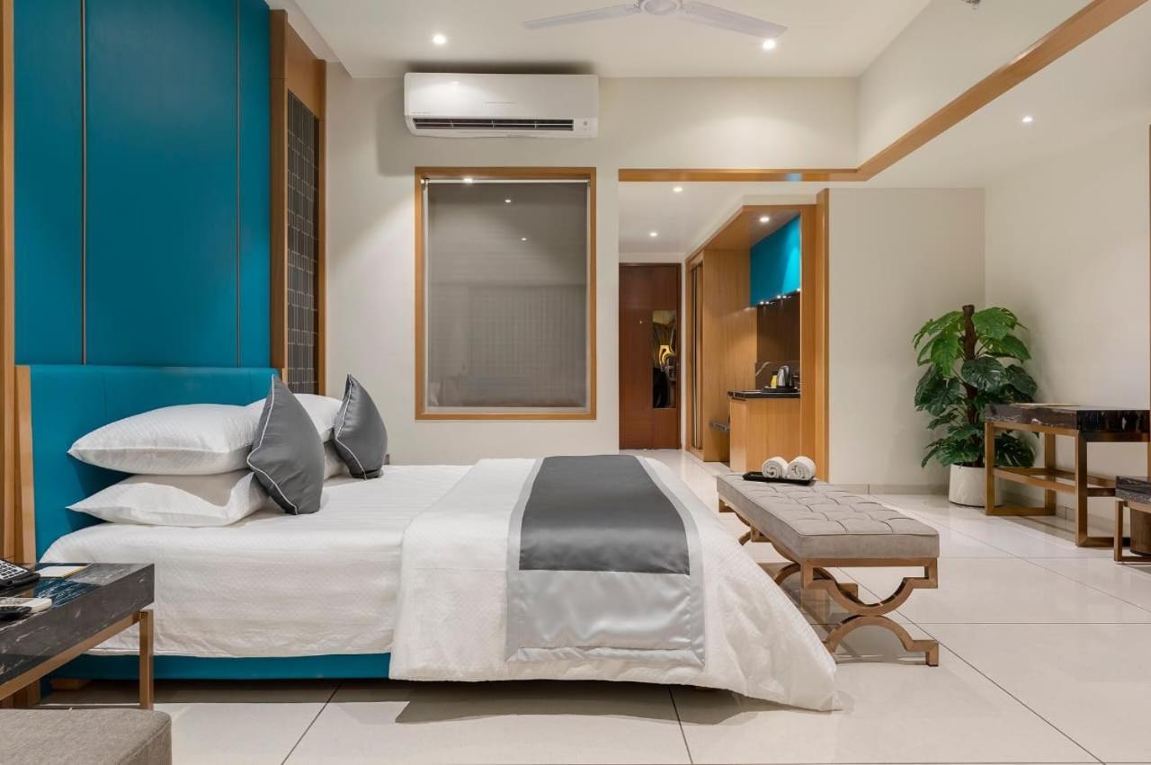 Sunotel Saputara Exterior foto
