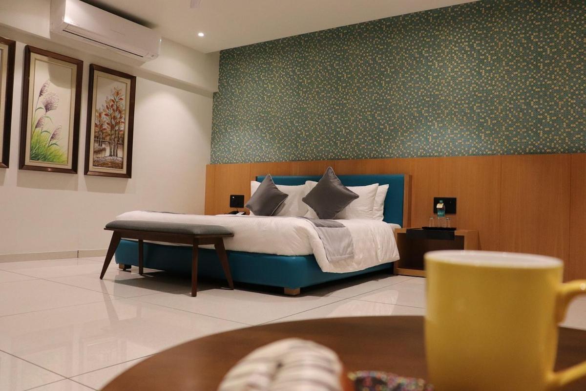 Sunotel Saputara Exterior foto